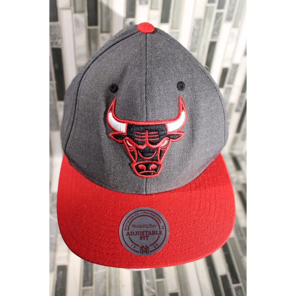 Mitchell Ness Bulls Snapback‎ Hat